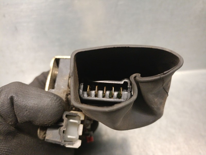 Recambio de cerradura puerta delantera izquierda para renault 21 sedán (l48_) 1.7 (l48e) referencia OEM IAM 7701034393 770103439
