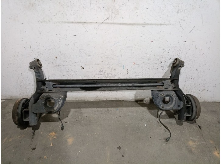 Recambio de puente trasero para nissan micra iv (k13k, k13kk) 1.2 dig-s referencia OEM IAM 555011HA5A 555011HA5A 