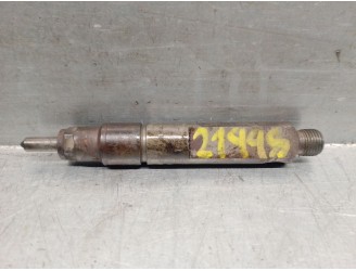 Replacement injector for Volvo S40 I (644) 1.9 DI OEM IAM reference 7700875036 0432193753 BOSCH