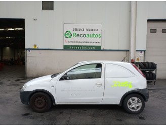 opel corsa c (x01) del año 2002