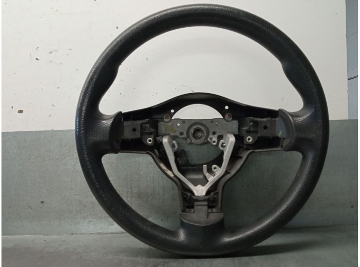 Recambio de volante para toyota corolla (_e12_) 1.4 d (nde120_) referencia OEM IAM 4510012A30B0 4510012A30B0 