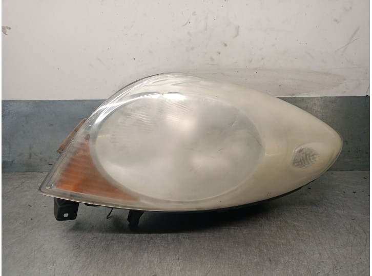 Replacement right headlight for Nissan Note (E11, NE11) 1.6 OEM IAM reference 89901179 260109U100 043322 VALEO