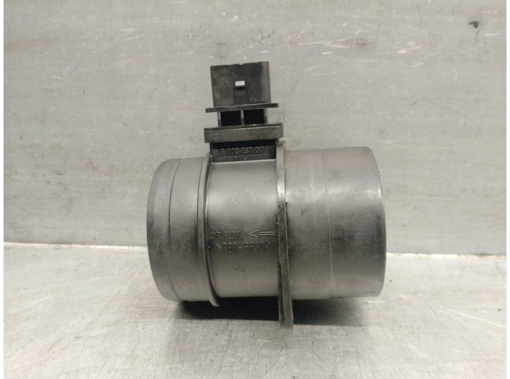 Recambio de caudalimetro para audi a4 b8 (8k2) 2.0 tdi referencia OEM IAM 03G906461C 0281002735 BOSCH