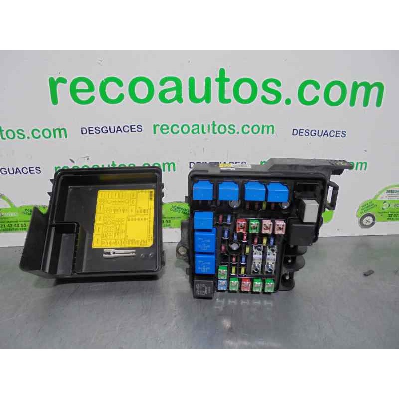 Recambio de caja reles / fusibles para kia cee´d 1.6 crdi cat referencia OEM IAM 919501H040  