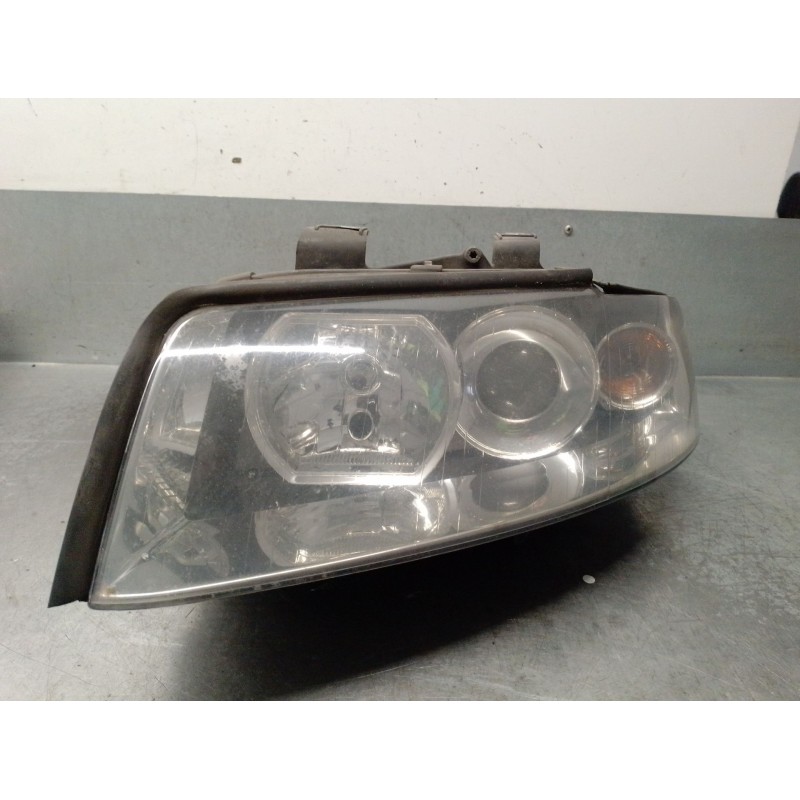 Recambio de faro izquierdo para audi a4 b6 avant (8e5) 1.9 tdi referencia OEM IAM 8E0941029C 088048 