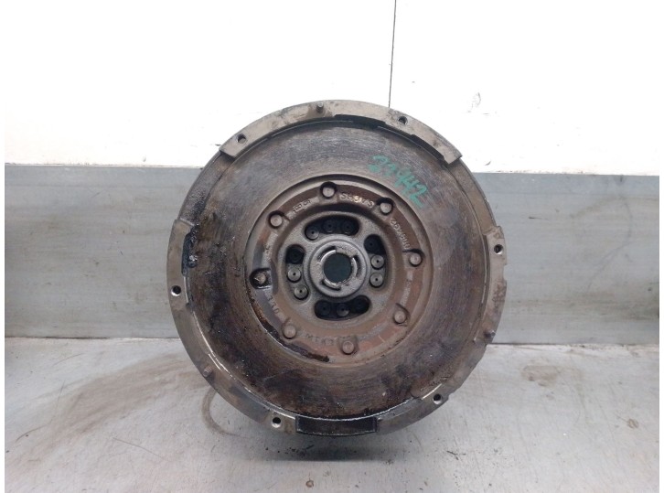 Replacement flywheel for Audi A4 B8 (8K2) 2.0 TDI OEM IAM reference 0B1105266D 0B1105266AH 