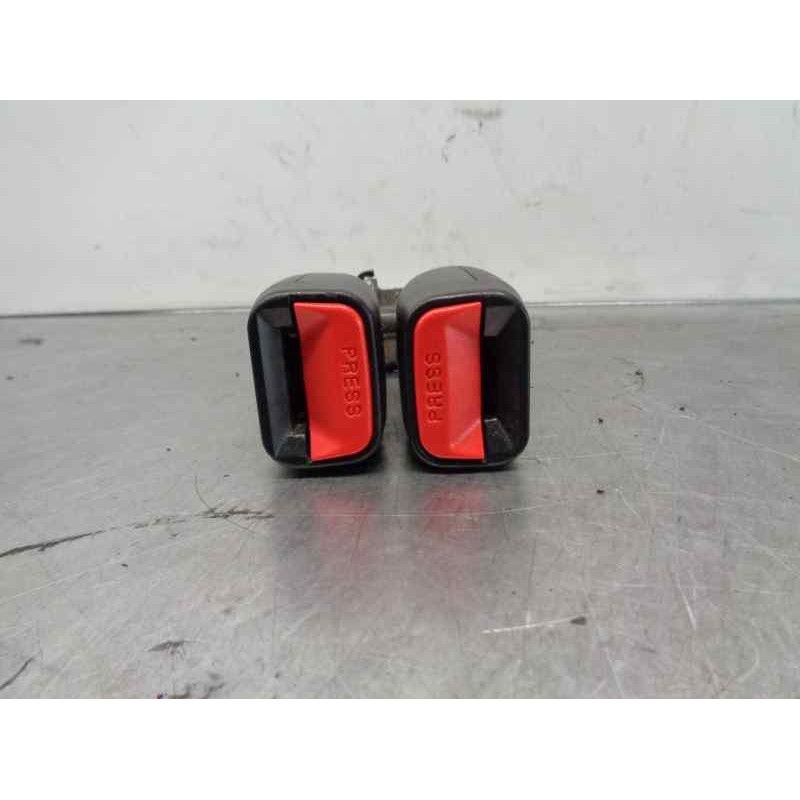 Recambio de enganche cinturon para hyundai ix35 1.7 crdi cat referencia OEM IAM   