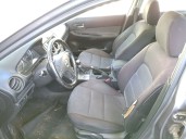mazda 6 sedán (gg) del año 2003