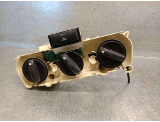 Recambio de mando calefaccion / aire acondicionado para toyota corolla (_e12_) 1.4 d (nde120_) referencia OEM IAM 5590002140 559