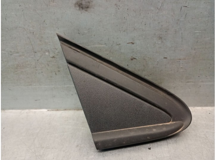 Replacement moulding for Seat Arona (KJ7, KJP) 1.0 TSI OEM IAM reference 6F9853274F 6F9853274F 