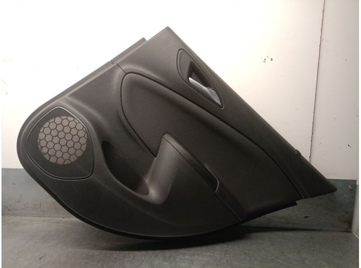 Recambio de guarnecido puerta trasera derecha para opel astra k sports tourer (b16) 1.2 turbo (35) referencia OEM IAM 888403685 