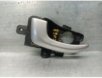Recambio de maneta interior delantera izquierda para hyundai i30 (gd) 1.4 crdi referencia OEM IAM 82613GD000 82611A5000RY 