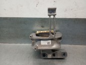Replacement right engine mount for Seat Arona (KJ7, KJP) 1.0 TSI OEM IAM reference 2Q0199262BK 2Q0199262BK 