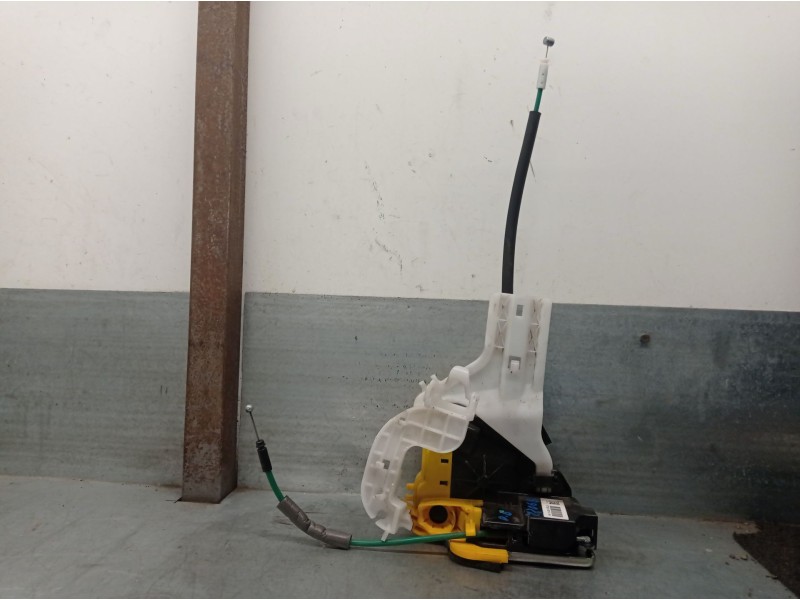 Recambio de cerradura puerta delantera derecha para hyundai i30 (gd) 1.4 crdi referencia OEM IAM 81320A6010 81320A6010 