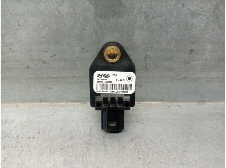 Recambio de sensor impacto para hyundai i30 (gd) 1.4 crdi referencia OEM IAM 95920A6000 