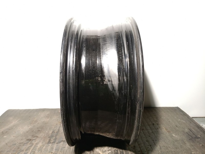 Recambio de llanta para kia xceed (cd) 1.5 t-gdi referencia OEM IAM 52910J7EA0 R187.5JX18H2ET45 