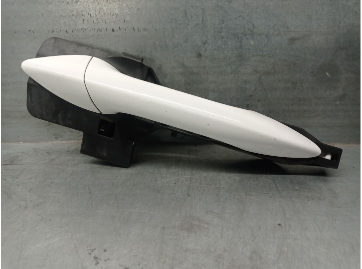 Recambio de maneta exterior delantera derecha para hyundai i30 (gd) 1.4 crdi referencia OEM IAM 82661A6050 82661A6050 