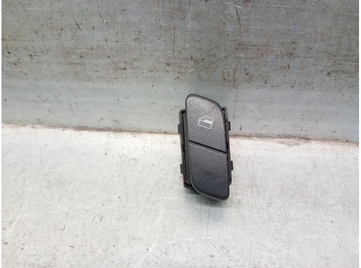 Recambio de mando elevalunas delantero derecho para volkswagen polo iv (9n_, 9a_) 1.4 16v referencia OEM IAM 6Q0959856 6Q0959856