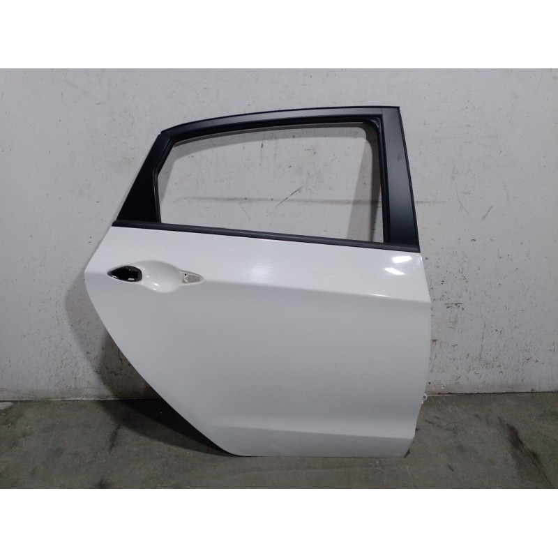 Recambio de puerta trasera derecha para hyundai i30 (gd) 1.4 crdi referencia OEM IAM 77004A6200 77004A6200 