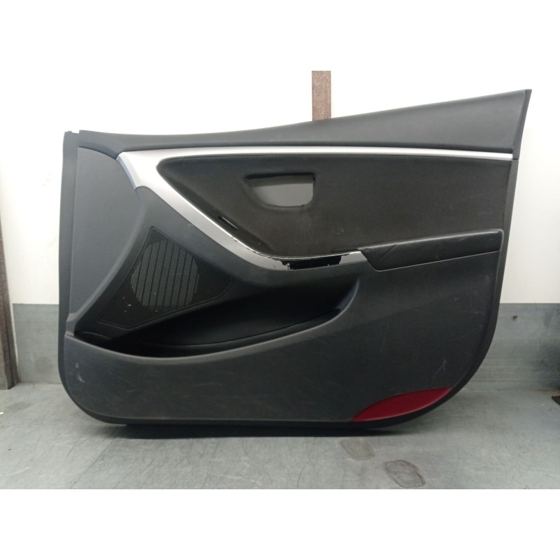 Recambio de guarnecido puerta delantera derecha para hyundai i30 (gd) 1.4 crdi referencia OEM IAM 82340A6100  