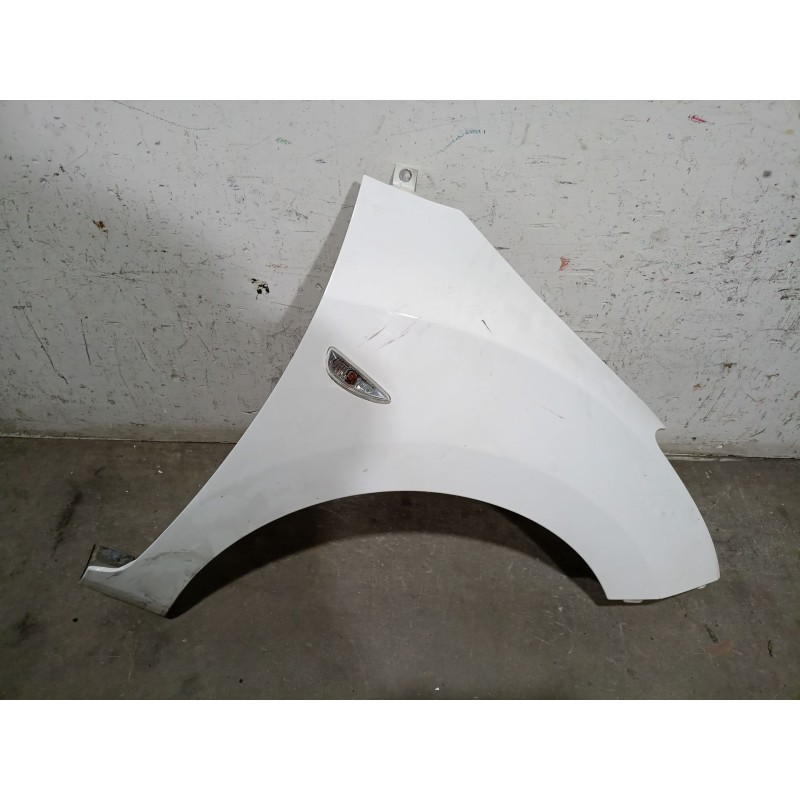 Recambio de aleta delantera derecha para hyundai i30 (gd) 1.4 crdi referencia OEM IAM 66321A6010 66321A6010 