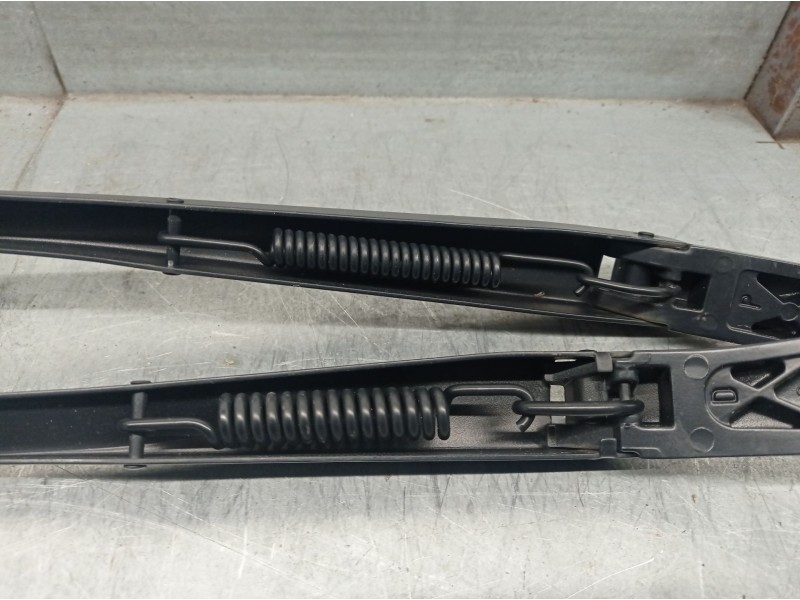 Recambio de brazo limpia trasero para hyundai i30 (gd) 1.4 crdi referencia OEM IAM 98310A6000 98310A6000 98320A5000