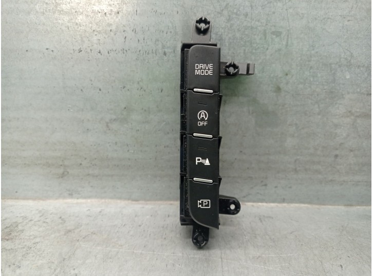 Recambio de mando multifuncion para kia xceed (cd) 1.5 t-gdi referencia OEM IAM 93300J7BF0 