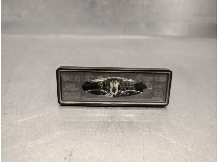 Recambio de piloto matricula para renault austral tce 130 referencia OEM IAM 265101139R 