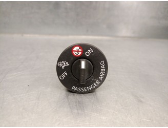 Recambio de interruptor para renault austral tce 130 referencia OEM IAM 681999278R 681999278R 