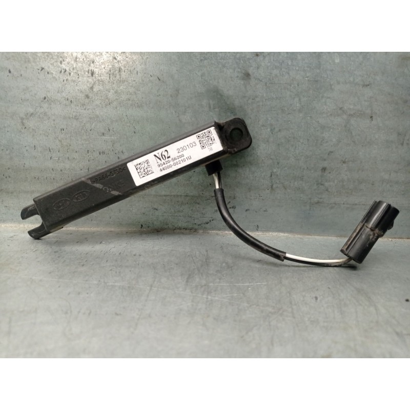 Recambio de antena para kia xceed (cd) 1.5 t-gdi referencia OEM IAM 95420S6200  4400000210IU