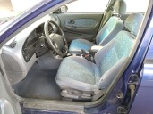 kia shuma sedán (fb) del año 2000