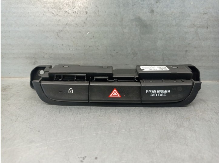 Recambio de botones salpicadero para kia xceed (cd) 1.5 t-gdi referencia OEM IAM 93600J7000 93600J7000WK