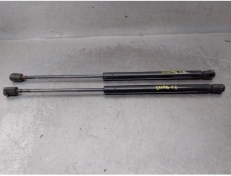 Recambio de amortiguadores maletero / porton para opel corsa c (x01) 1.7 di (f08, f68) referencia OEM IAM 132670 132670 