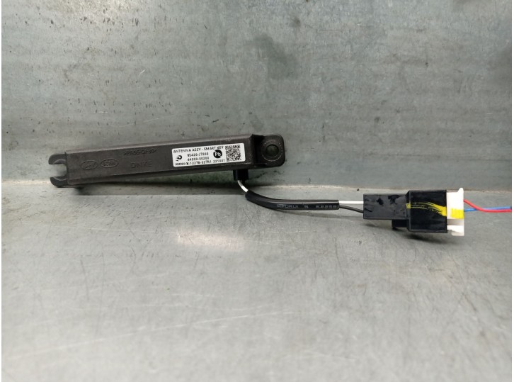Recambio de antena para kia xceed (cd) 1.5 t-gdi referencia OEM IAM 95420J7200 4400000200
