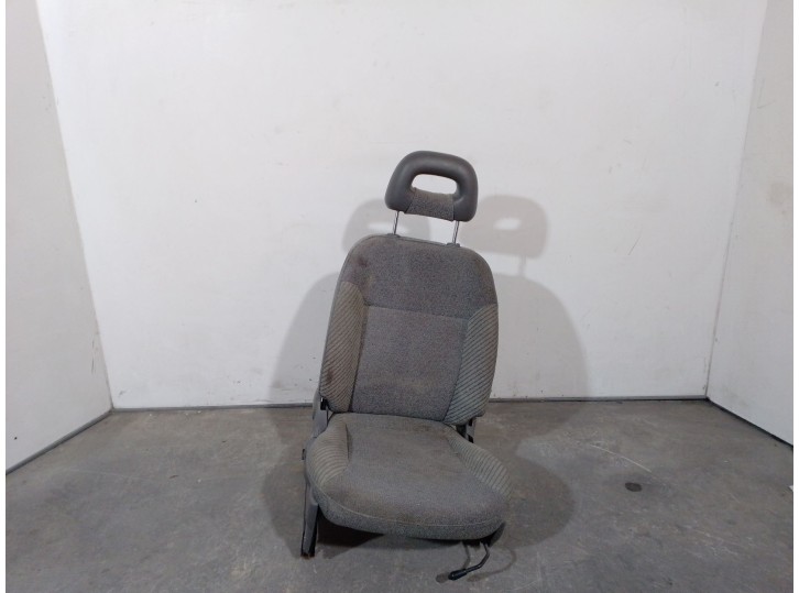 Recambio de asiento delantero derecho para nissan terrano ii (r20) 2.7 td 4wd referencia OEM IAM 
