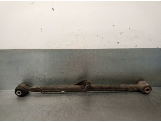 Recambio de brazo suspension inferior trasero derecho para toyota rav 4 ii (_a2_) 2.0 d 4wd (cla20_, cla21_) referencia OEM IAM 