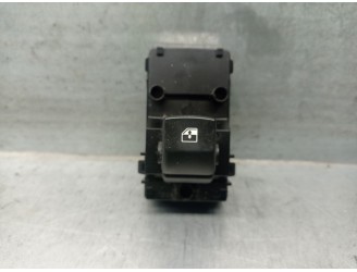 Recambio de mando elevalunas delantero derecho para kia xceed (cd) 1.5 t-gdi referencia OEM IAM 93575J7000 