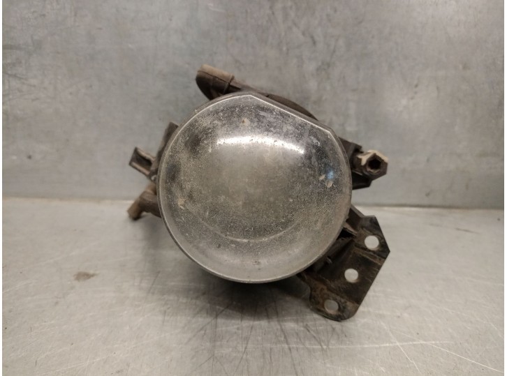 Recambio de faro antiniebla derecho para bmw 5 (e60) 530 d referencia OEM IAM 6910792 63176910792 