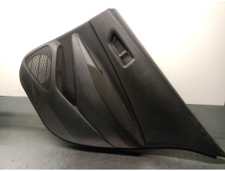 Recambio de guarnecido puerta trasera derecha para toyota corolla sedán (_e21_) 1.8 vvti hybrid (zwe211, mzea12) referencia OEM 