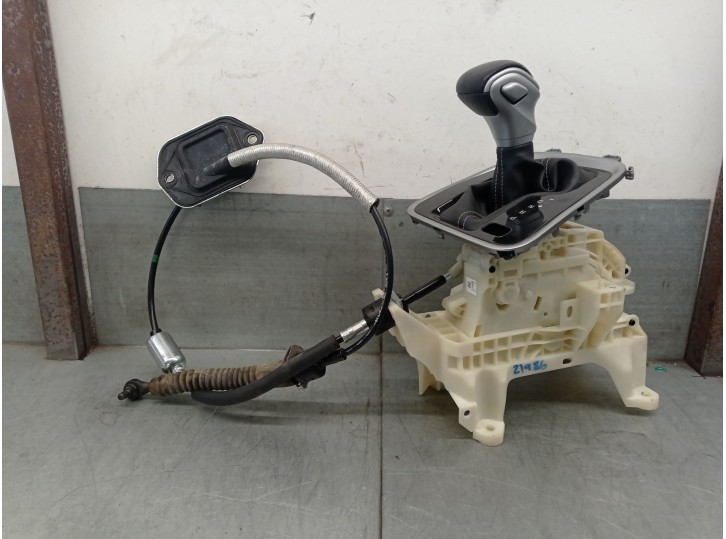 Recambio de palanca cambio para kia xceed (cd) 1.5 t-gdi referencia OEM IAM 46700M6210KB 46700M6210 