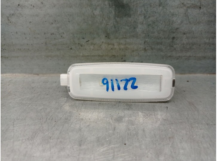 Replacement interior light for Audi Q3 (8UB, 8UG) 2.0 TDI OEM IAM reference 4H0947105D 