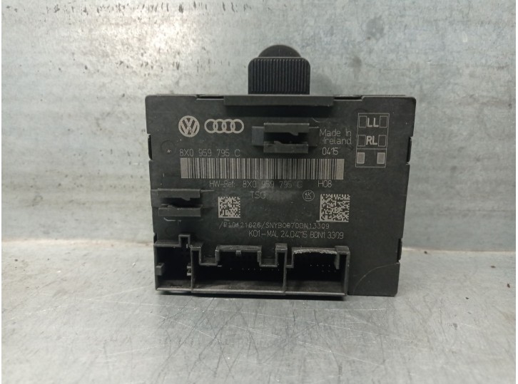 Replacement central locking control unit for Audi Q3 (8UB, 8UG) 2.0 TDI OEM IAM reference 8X0959795C 