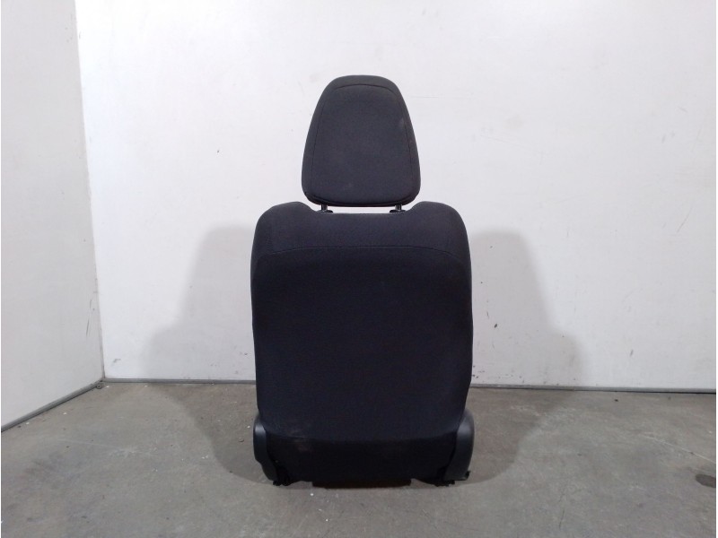 Recambio de asiento delantero derecho para toyota yaris (_p13_) 1.5 (nsp131_) referencia OEM IAM 716400D210C1 716400D210C1 