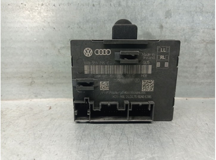 Replacement central locking unit for Audi Q3 (8UB, 8UG) 2.0 TDI OEM IAM reference 8V0959795C 
