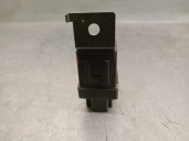 Replacement relay for Nissan Terrano II (R20) 2.7 TD 4WD OEM IAM reference 285300F000 5WD007003