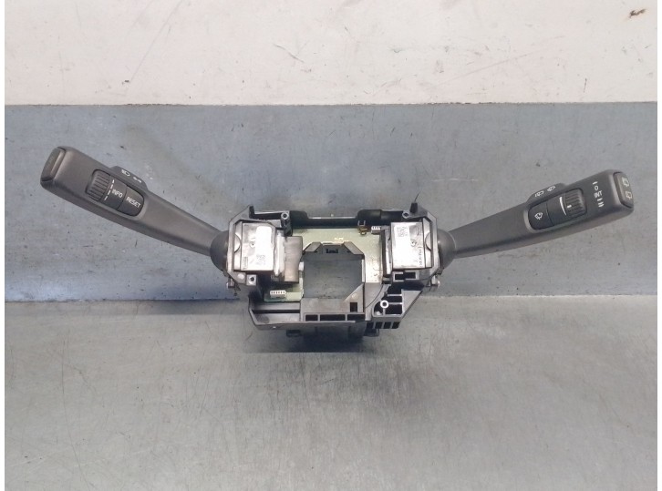 Recambio de mando luces para volvo v60 i (155) d3 / d4 referencia OEM IAM 31313847 31327904 