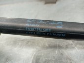 Replacement trunk/tailgate shock absorbers for Audi Q3 (8UB, 8UG) 2.0 TDI OEM IAM reference 8U0827552A 371412