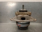 Replacement right engine mount for Land Rover Range Rover Sport I (L320) 2.7 D 4x4 OEM IAM reference KKB500441G 
