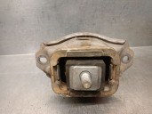 Replacement right engine mount for Land Rover Range Rover Sport I (L320) 2.7 D 4x4 OEM IAM reference KKB500441G 