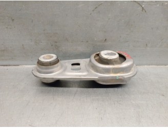 Recambio de soporte cambio para renault austral tce 130 referencia OEM IAM 113606LA0A  